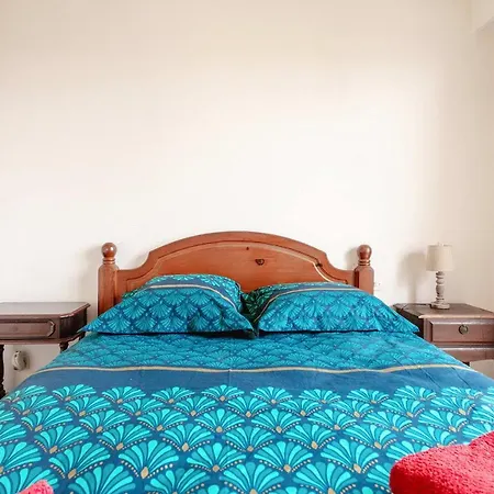 Spacious One Bed At Apartment *